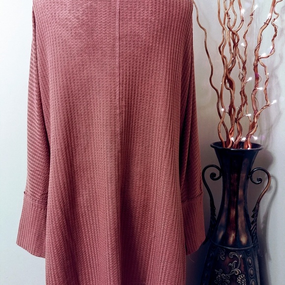 Long Sleeve Mauve waffle knit top - Picture 5 of 5